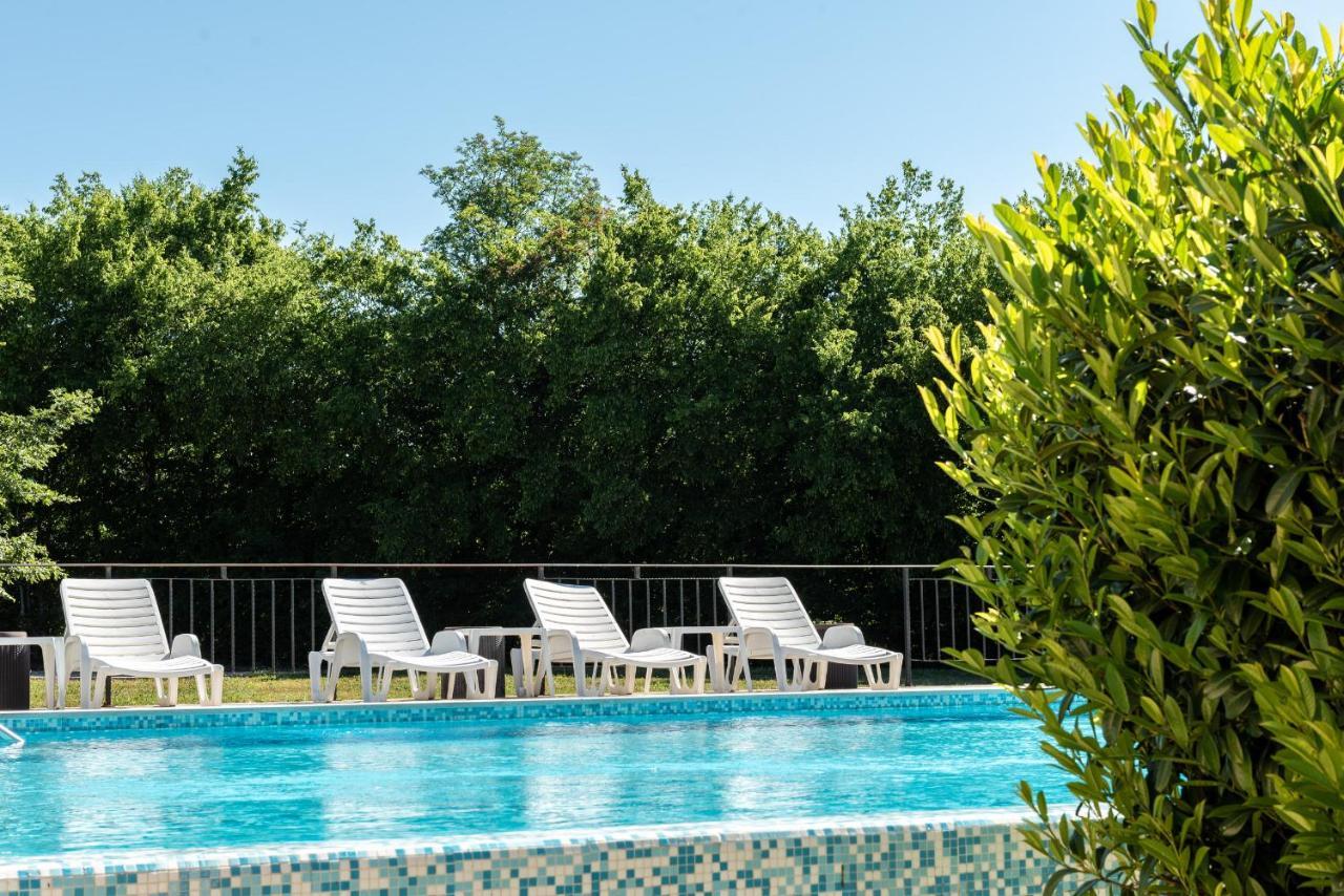 Hotel Tomazici Santalezi ภายนอก รูปภาพ
