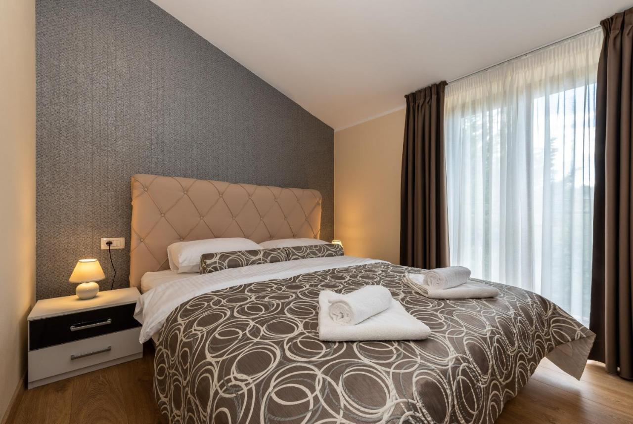 Hotel Tomazici Santalezi ภายนอก รูปภาพ